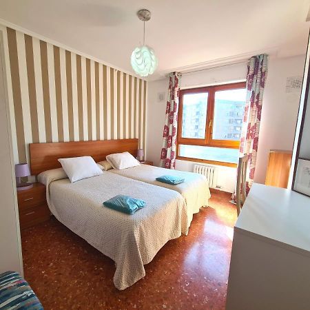 Dos Torres Tauriel - Espacioso Apartamento Con Impresionantes Vistas Y Garaje Privado Сарагоса Екстер'єр фото