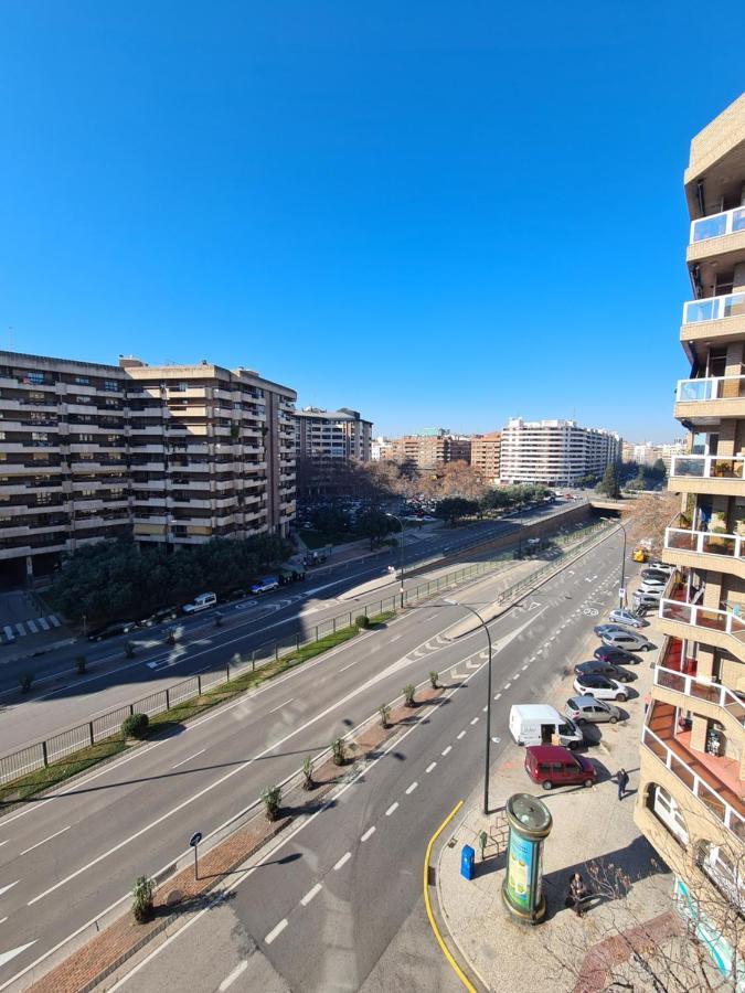 Dos Torres Tauriel - Espacioso Apartamento Con Impresionantes Vistas Y Garaje Privado Сарагоса Екстер'єр фото