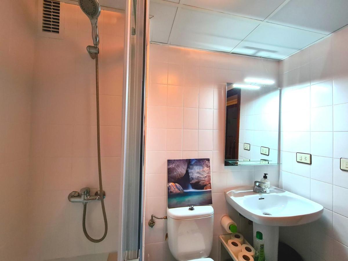 Dos Torres Tauriel - Espacioso Apartamento Con Impresionantes Vistas Y Garaje Privado Сарагоса Екстер'єр фото